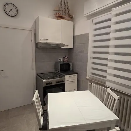 Santegidiohomecesena Lägenhet Cesena